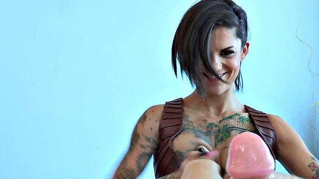 Anal dykes love sex toys in tight assholes