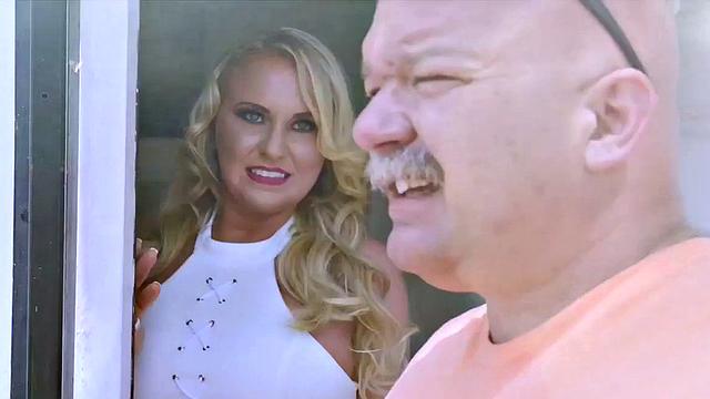 Chrissy Monroe creamed