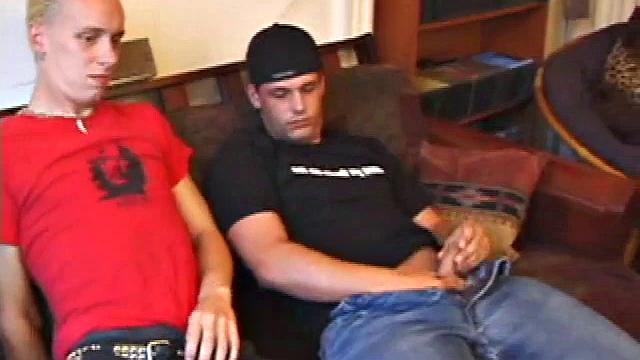 Roar Fucks Kalvin Riley