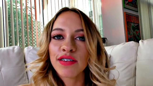 21yo POV amateur in stockings spoils cock of her BF