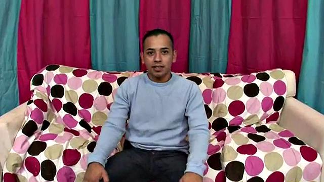 Bukkake whore gets facialized in thick cum