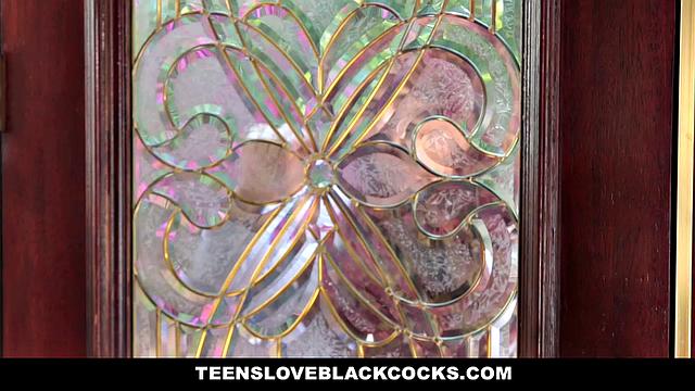 Nadia Fucks Black Neighbor