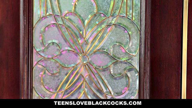 Nadia Fucks Black Neighbor