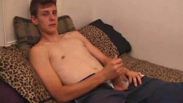 Skylerr is horny and wants to jerk off to a straight porn video. He works himself through his pants, and then pulls out his huge cock. Skylerr shows us his butthole, tastes some of his precum and then pops a messy nut which he licks clean.