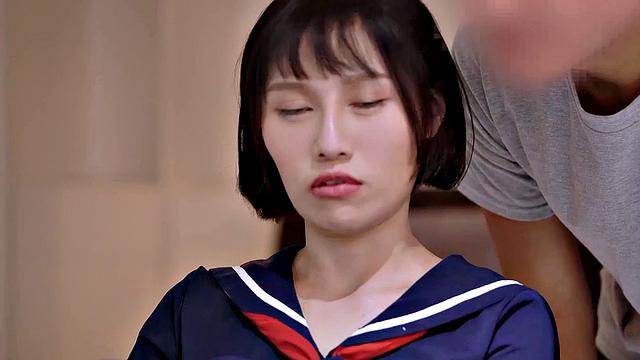 Xiao Ye Ye seduces and fucks her sister's boyfriend