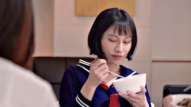 Xiao Ye Ye seduces and fucks her sister's boyfriend