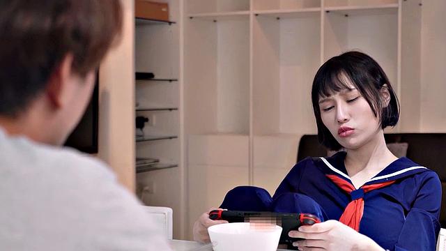 Xiao Ye Ye seduces and fucks her sister's boyfriend