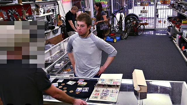 Paid pawnshop guy gets sucked in office voyeur blowjob