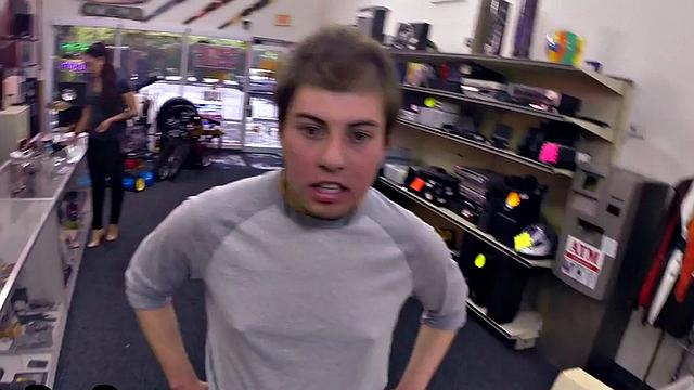 Paid pawnshop guy gets sucked in office voyeur blowjob