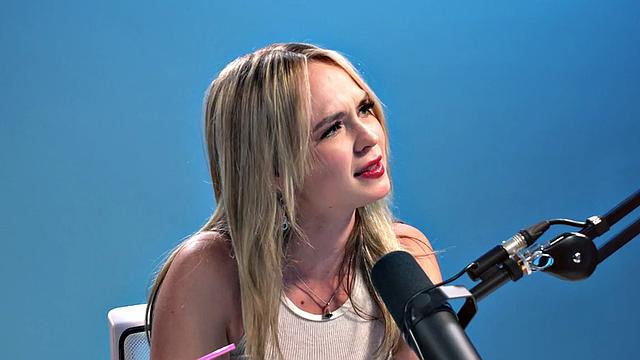 Dildo loving babe solo masturbates with vibrator until orgasm