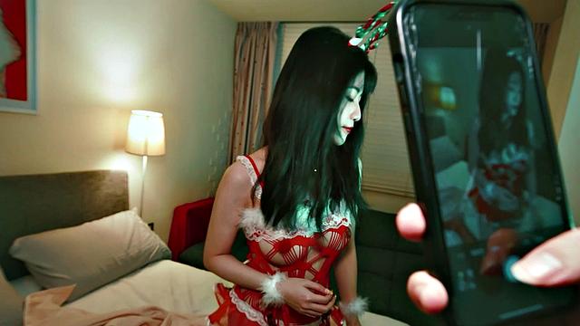 Busty Brunette Chen Xi Betrays Her Boyfriend