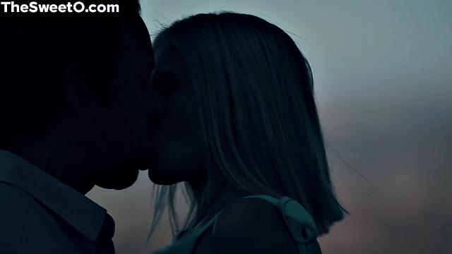 21yo cute blonde babe hard pussyfucked