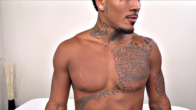 Бруки Блэр заглатывает Тито Уайлдса по самой глотке