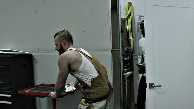 Taboo 3some between bareback and rimjob loving studs