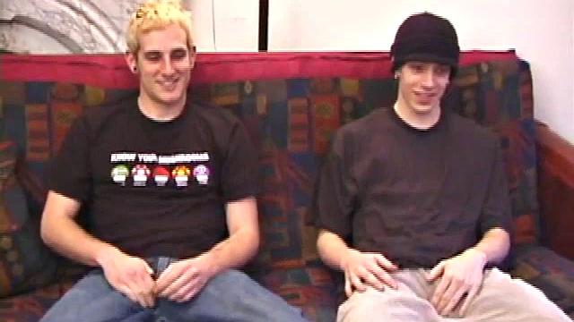 Torque и Shane устраивают горячий минет с кончей на камеру