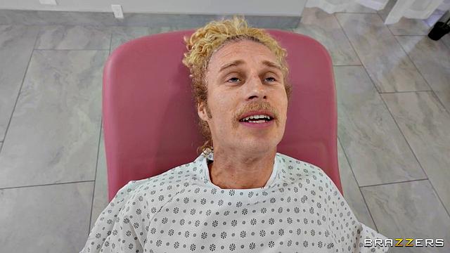 Медсестра решила: пусть большой останется - никто не жалуется на лишний сантиметр!