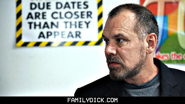 Daddy's Guilty Pleasure Ch 3: