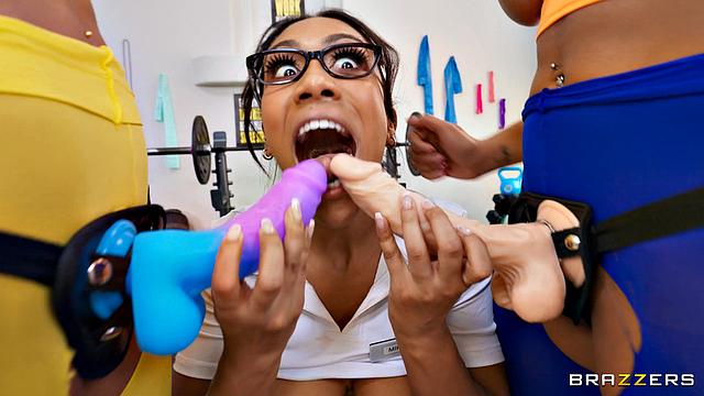 Lesbians Step Up Their Workout