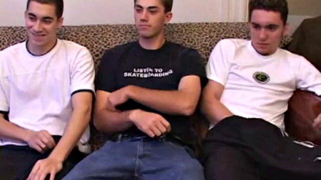 Four Amateur Gay Sex Orgy