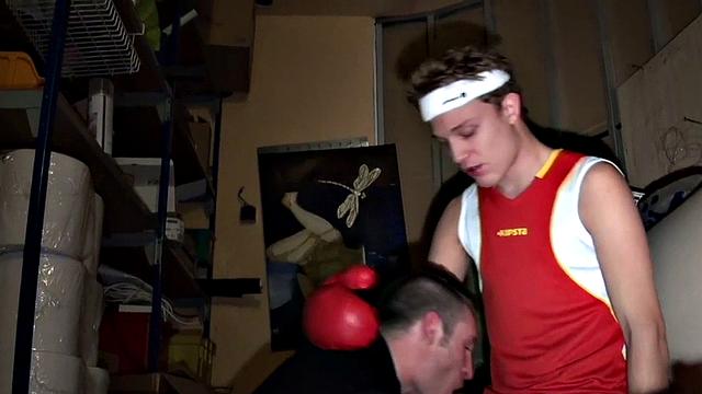 Amateur boxer fucks judge in basement after round