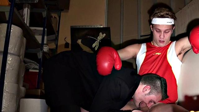 Amateur boxer fucks judge in basement after round