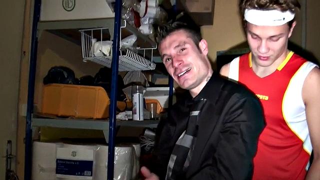 Amateur boxer fucks judge in basement after round