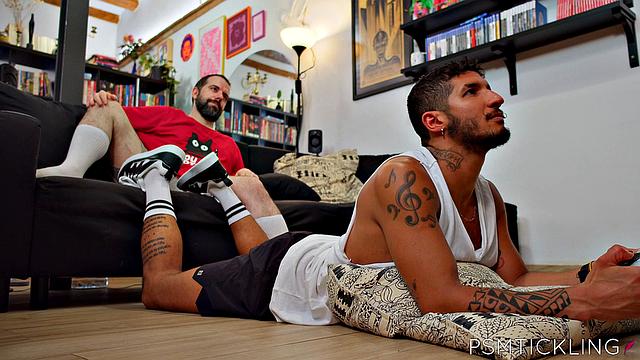 A hot foot game