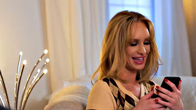 Sexy babe, Daisy Stone, loves her pussy pounded... especially by men