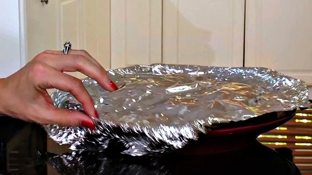 SMILF Tanya Has Her Twat Eaten by the Teen Next Door!