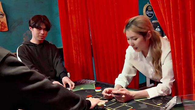 Li Zhiyan is the dealer who gets at work