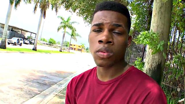 Black bottom fucked in doggystyle outdoors by white top