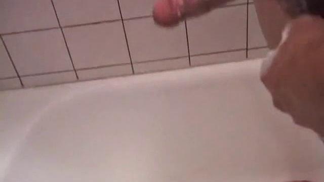 Amateur Shower Jacking