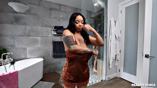 Late For Shower Fuck