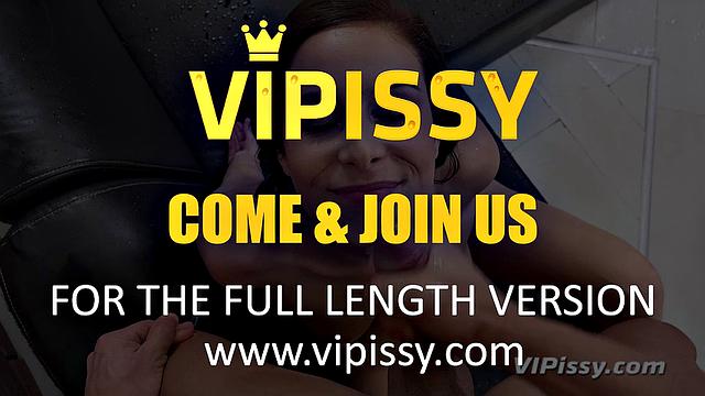 Vipissy - Antonia Sainz - Pissing