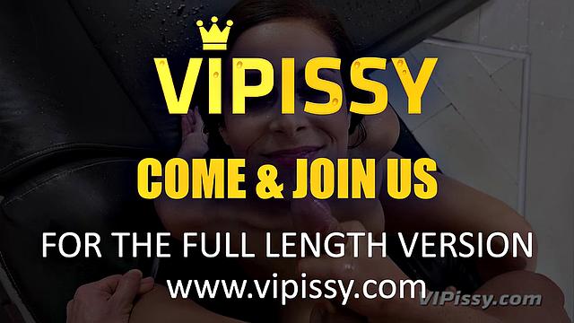 Vipissy - Antonia Sainz - Pissing