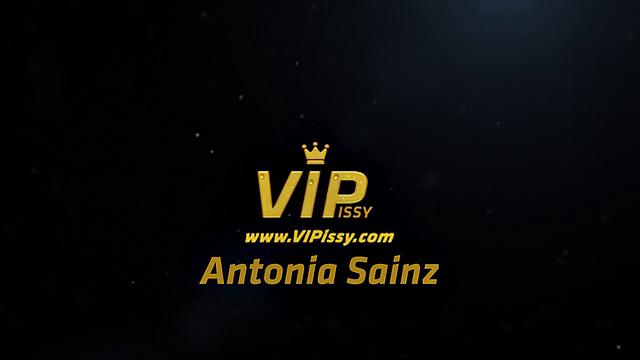Vipissy - Antonia Sainz - Pissing