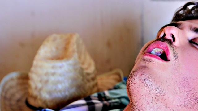 Hunky amateur farmer jerks his rod for jizz explosion