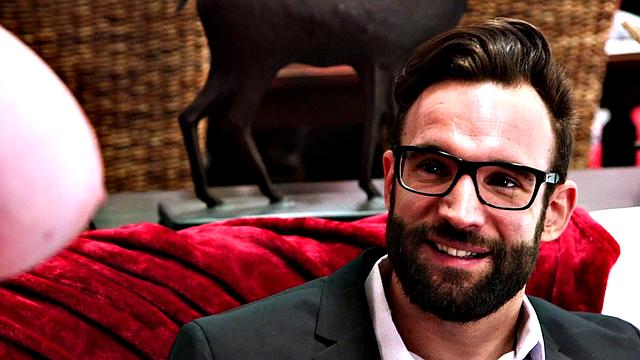 Milly Marks with company