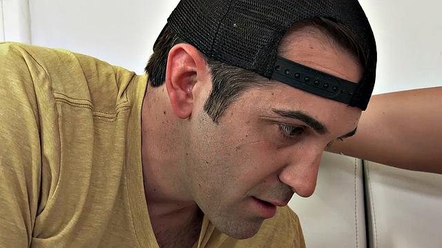 Калли Кляйн раздвигает ноги для страстного минета от сводного брата