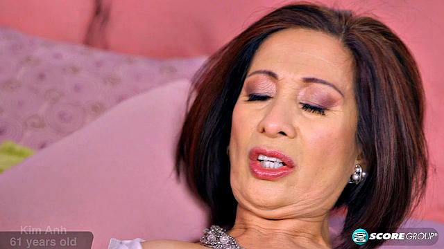 Big Cock, Meet Kim's Hole!