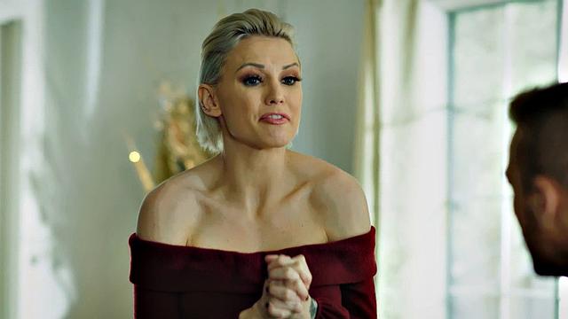 Bigtitted MILF ebony fucked by big cock in doggystyle