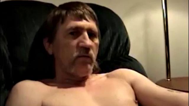 You can't get more average than Alan: slow talking, hard workimg plumber, who works hard all day and plays hard all night. This brown-haired blue-eyed southern man loves sex of all kinds.