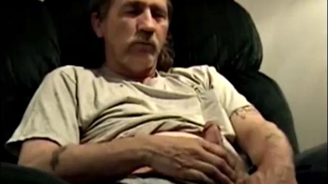 You can't get more average than Alan: slow talking, hard workimg plumber, who works hard all day and plays hard all night. This brown-haired blue-eyed southern man loves sex of all kinds.