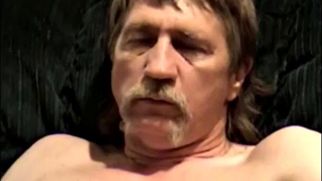 You can't get more average than Alan: slow talking, hard workimg plumber, who works hard all day and plays hard all night. This brown-haired blue-eyed southern man loves sex of all kinds.