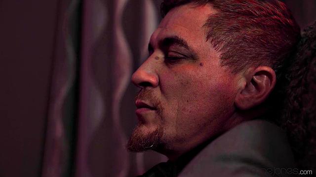 Plump natural tits seduction