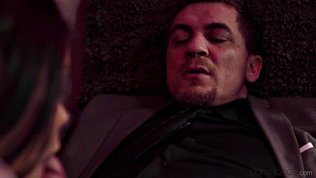 Plump natural tits seduction