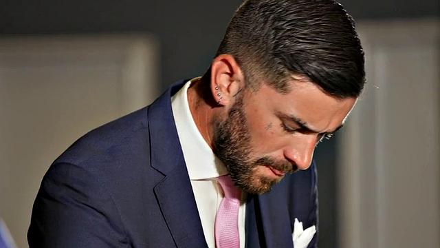 Gay undercover agent fucked by criminal in doggystyle