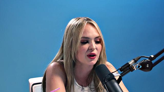 Beauty showing solo sexual desire with two toys