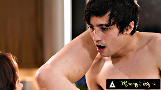 MOMMY'S BOY - Guy Bangs His Horny Nudist Stepmom Siri Dahl's Tight Asshole