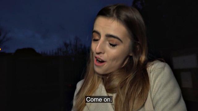 Fake amateur pulled and ravaged